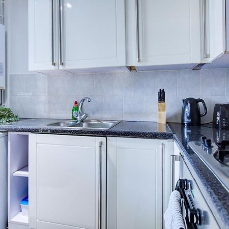 Statera Apartments - Studio Apartment In Walworth London Bagian luar foto