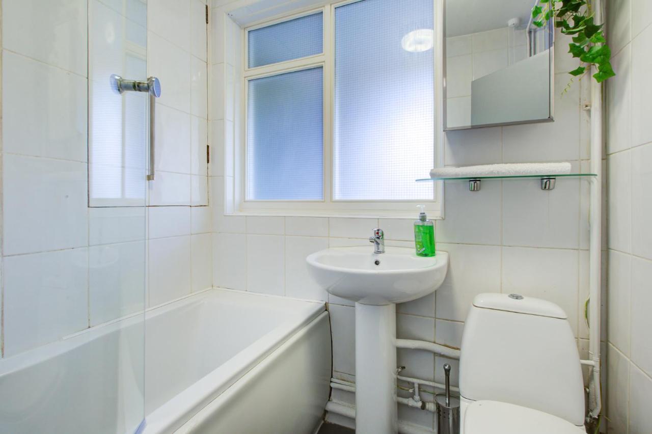 Statera Apartments - Studio Apartment In Walworth London Bagian luar foto